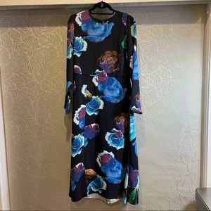 Aritzia Babaton Long Sleeve Rose Slit Dress with multi color roses 🌹